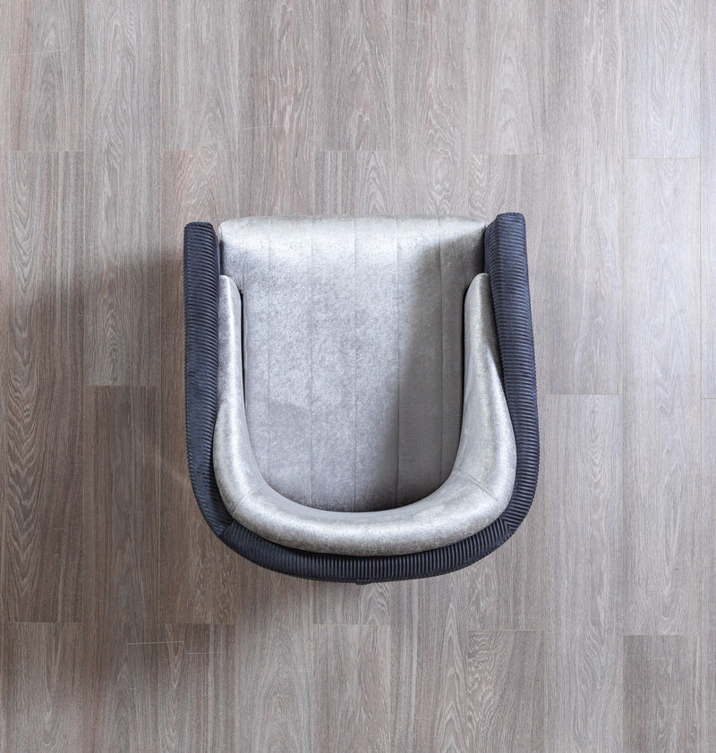 Leina Silver-Gray  Velvet Chair